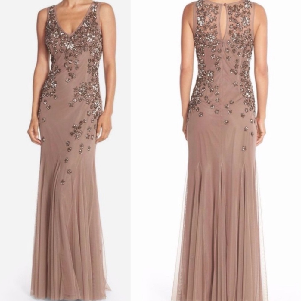 Aidan Mattox beaded sleeveless VNeck gown. I’M MOVING, MAKE YOUR OFFER!